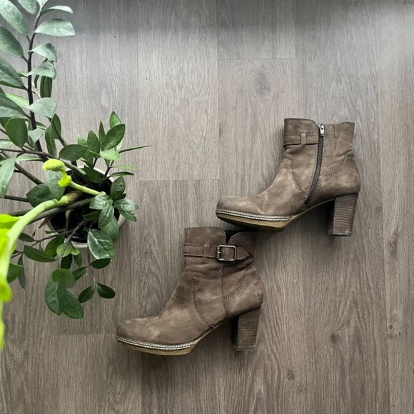 Gabor Brown Suede Ankle Booties - Picture 6 of 10